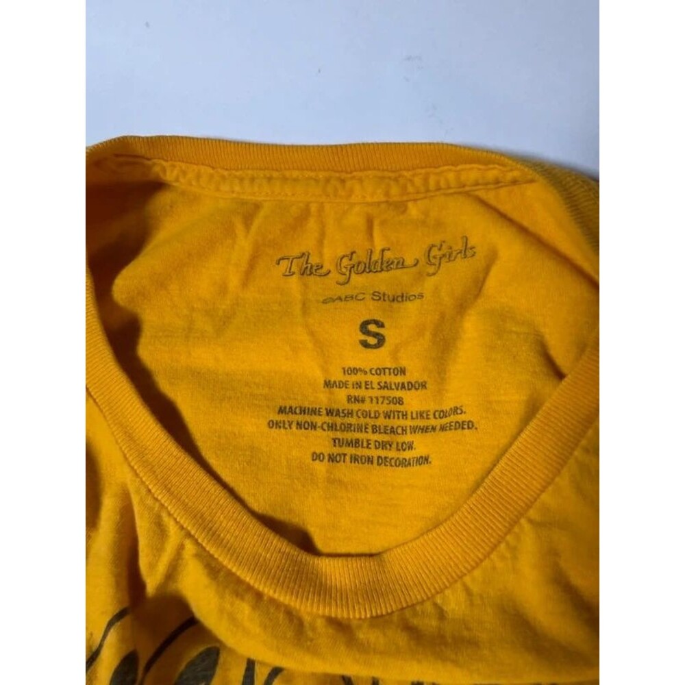 The Golden Girls Graphic T Shirt Yellow Size Small ABC Studios Retro Tee - Picture 4 of 5